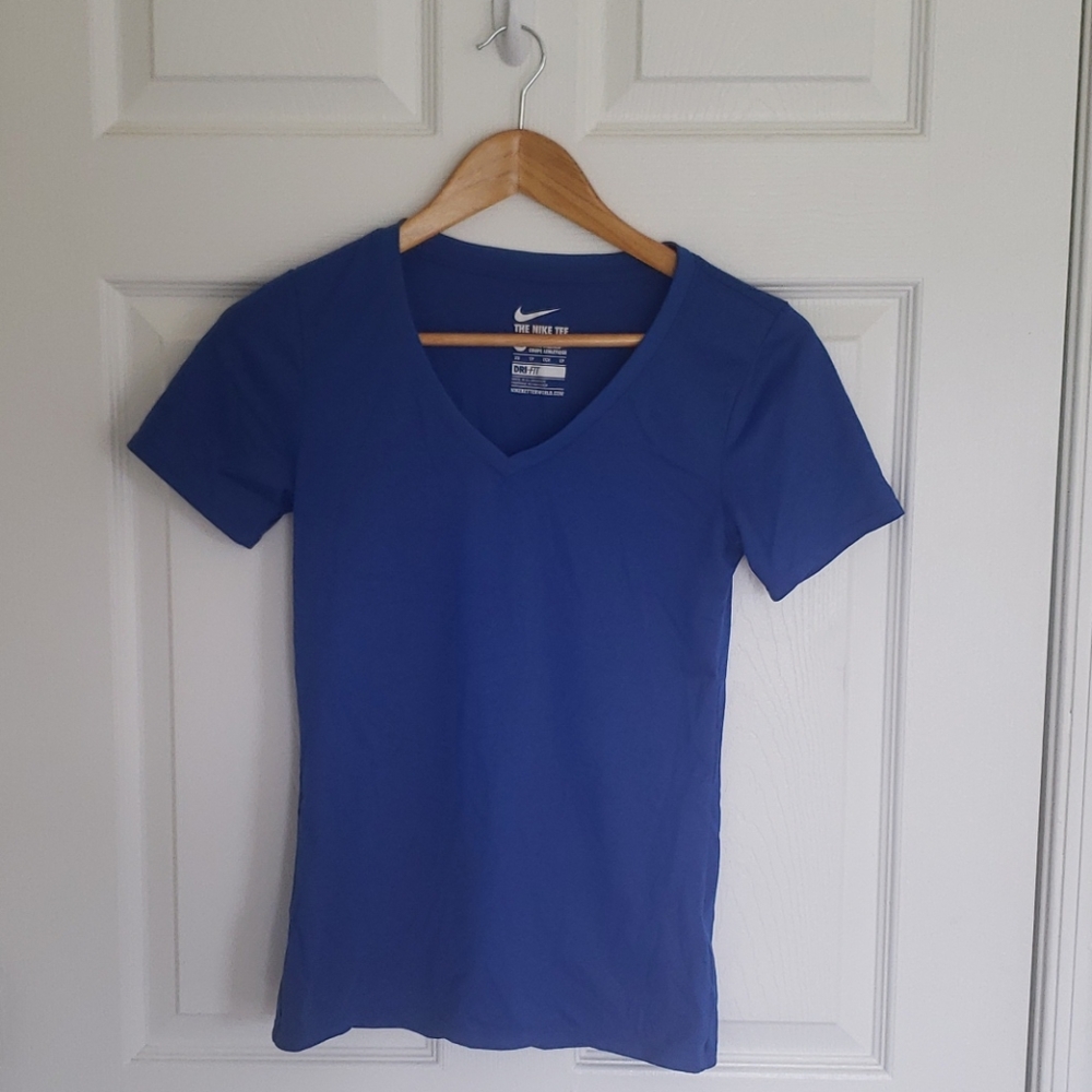 NIKE tshirt